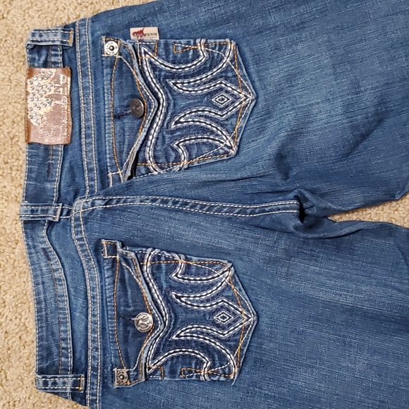 Mek Buckle Jeans - Picture 3 of 7